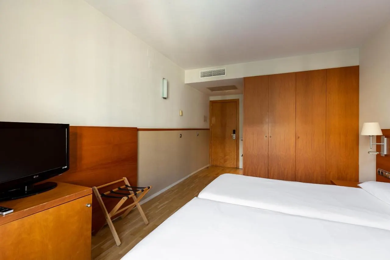 Onix Rambla Hotel Barcelona 3*,